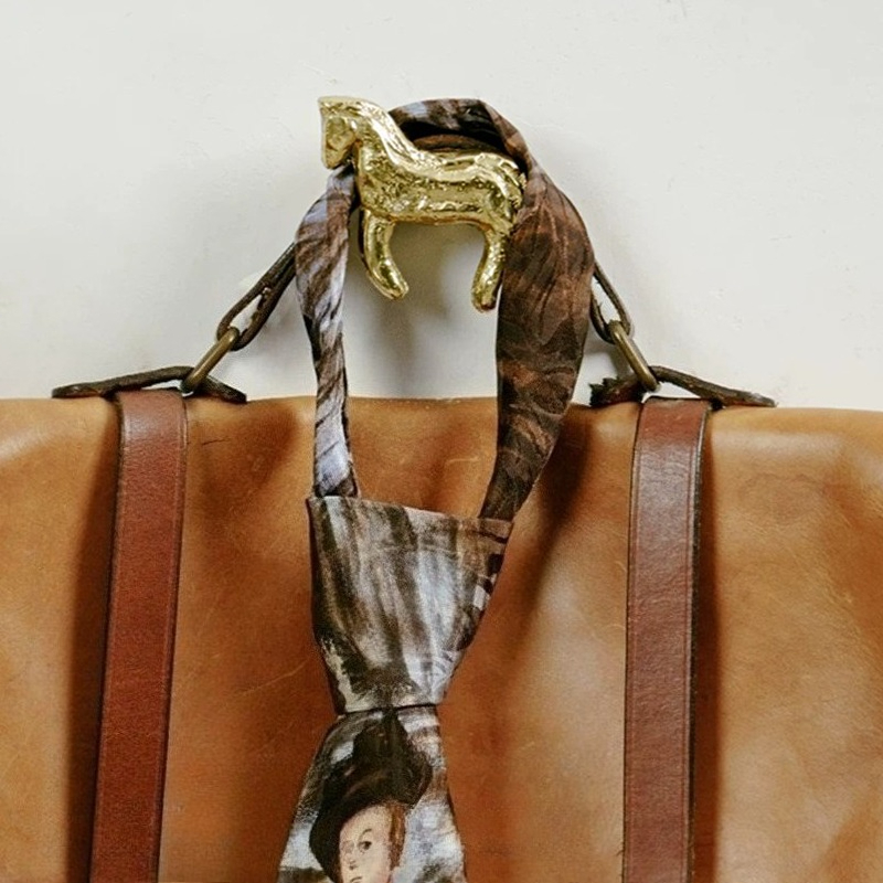 Little Horse Wall Hanger Luxur - Luxury Bags Storage recension och pris