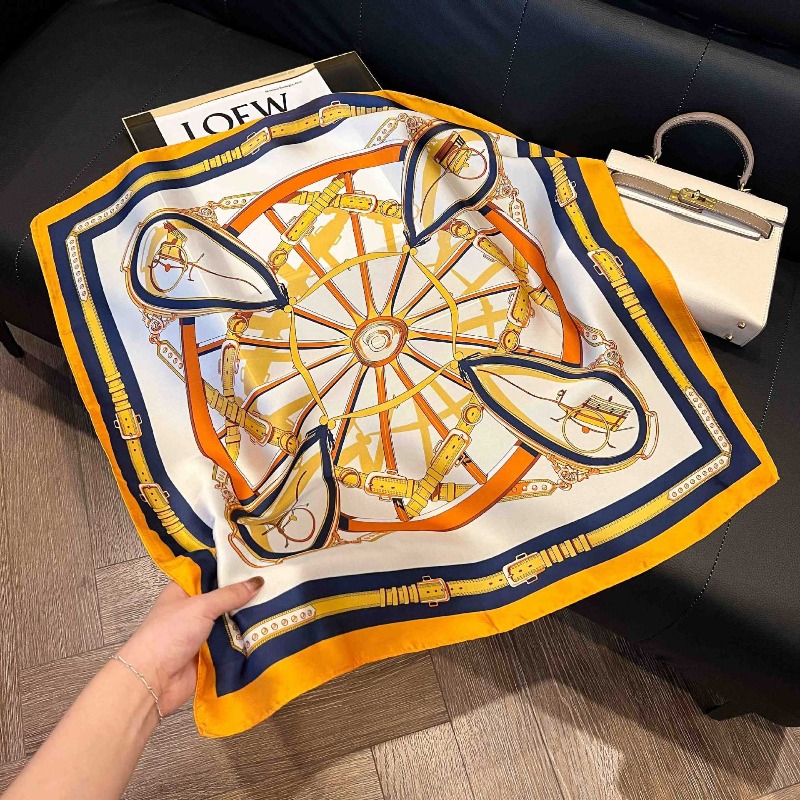 Luxury Design Skinny Silk Squa - Luxury Bags Brand recension och pris