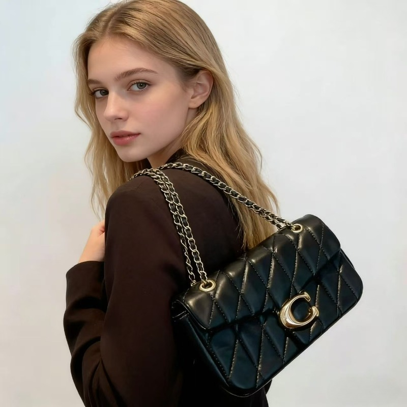 Luxury Women's Crossbody Bag P - Key Holder Leather Pouch recension och pris